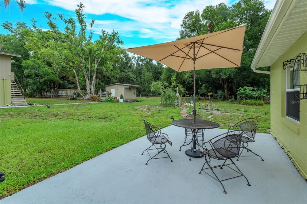 1909 LAKEWOOD AVENUE Ocoee, FL 34761