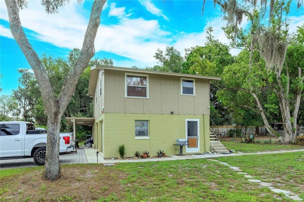 1909 LAKEWOOD AVENUE Ocoee, FL 34761