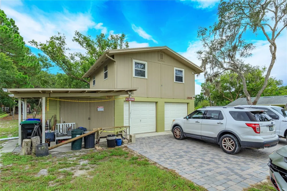 1909 LAKEWOOD AVENUE Ocoee, FL 34761