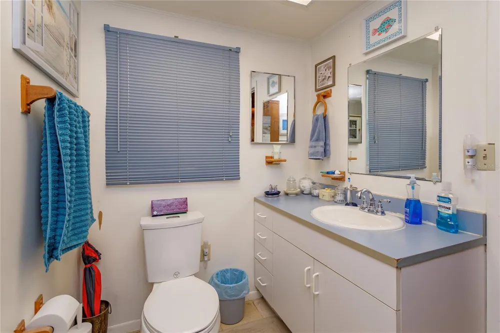 1909 LAKEWOOD AVENUE Ocoee, FL 34761