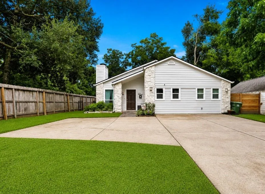 610 Maryland Street Liberty, TX 77575