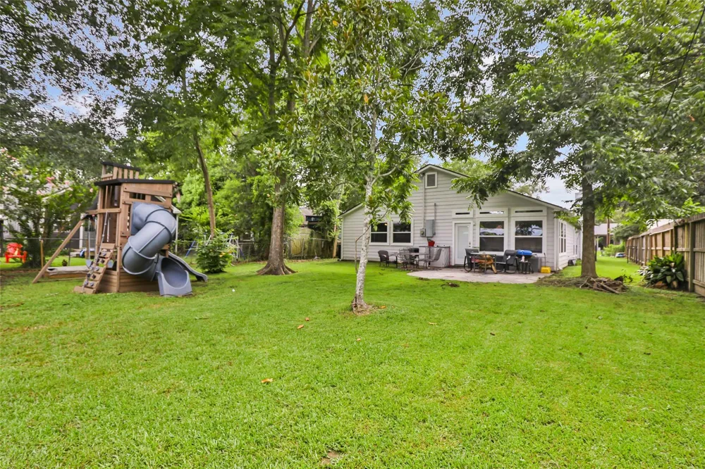 610 Maryland Street Liberty, TX 77575