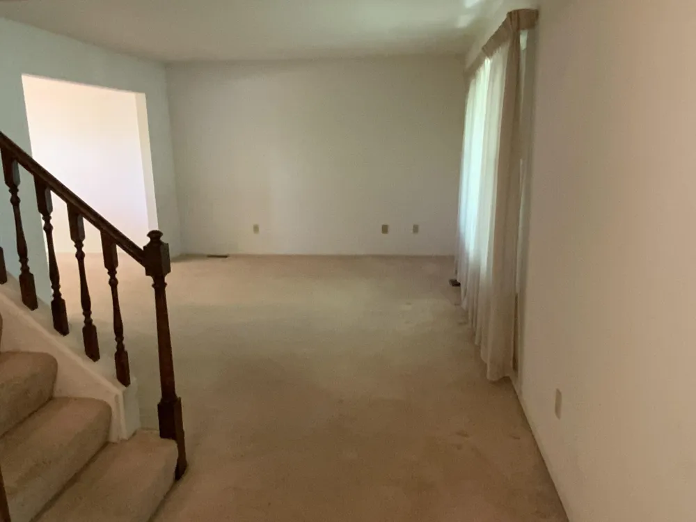 359 Old Creek Drive Saline City, MI 48176