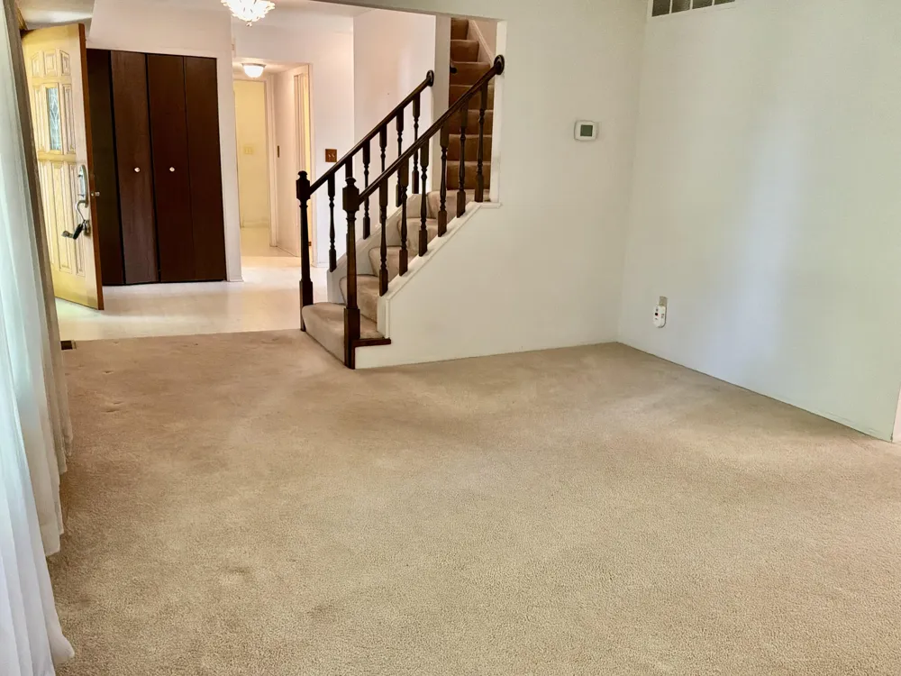 359 Old Creek Drive Saline City, MI 48176