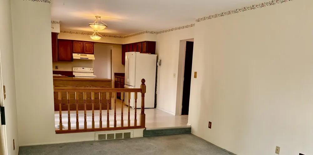 359 Old Creek Drive Saline City, MI 48176