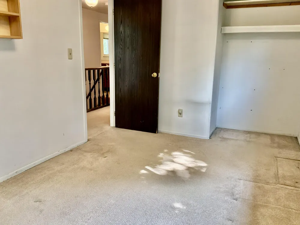 359 Old Creek Drive Saline City, MI 48176