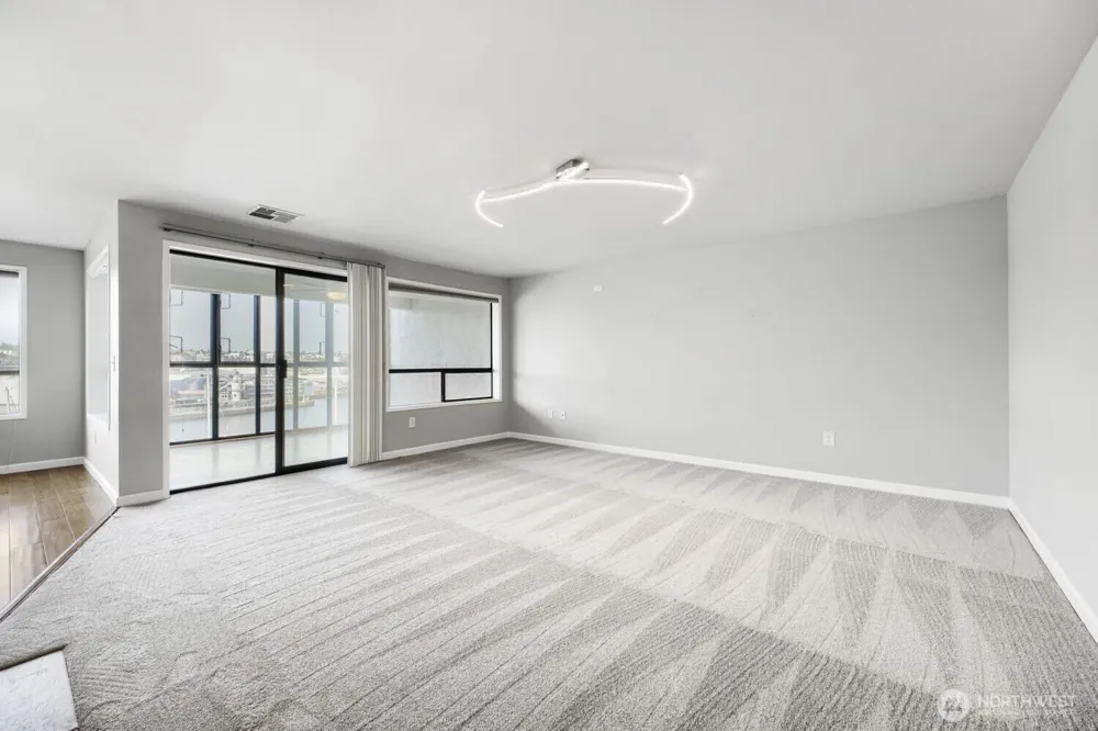 3100 W Commodore Way #305 Seattle, WA 98199