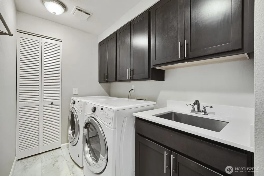 3100 W Commodore Way #305 Seattle, WA 98199