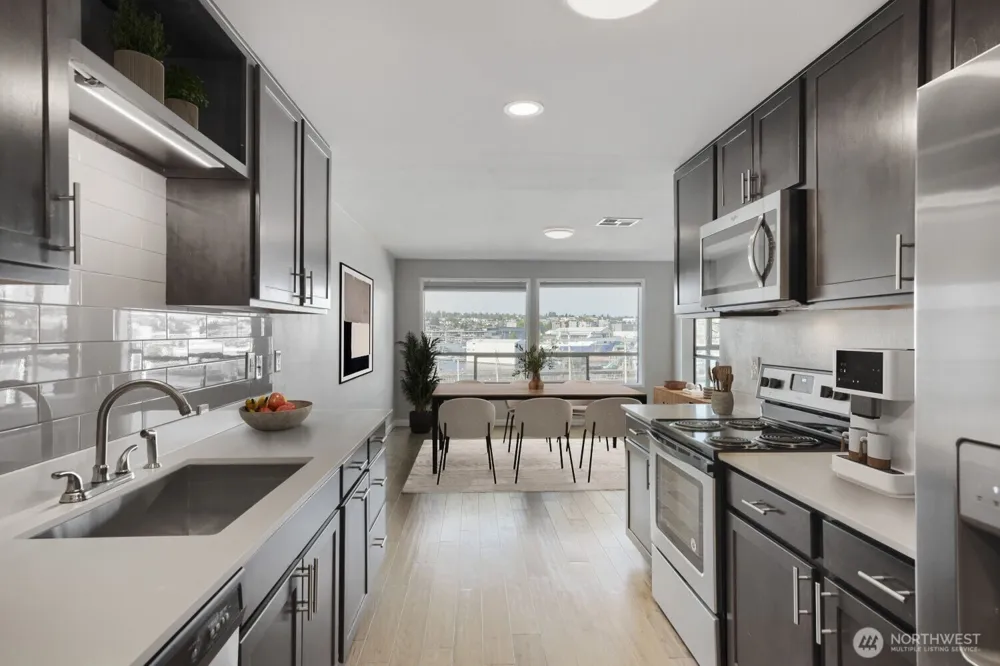 3100 W Commodore Way #305 Seattle, WA 98199