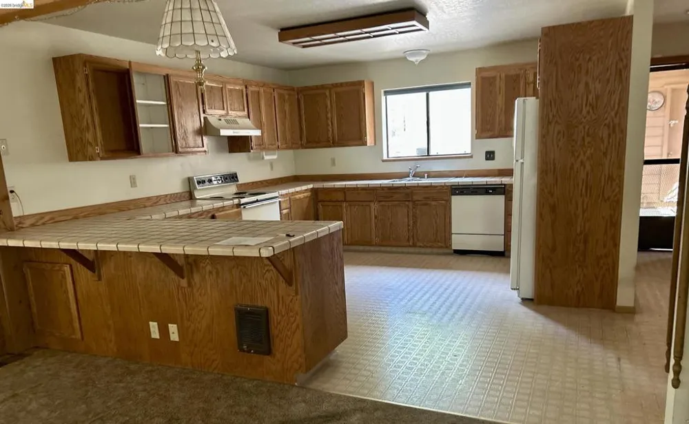 2985 Valley View Dr Arnold, CA 95223