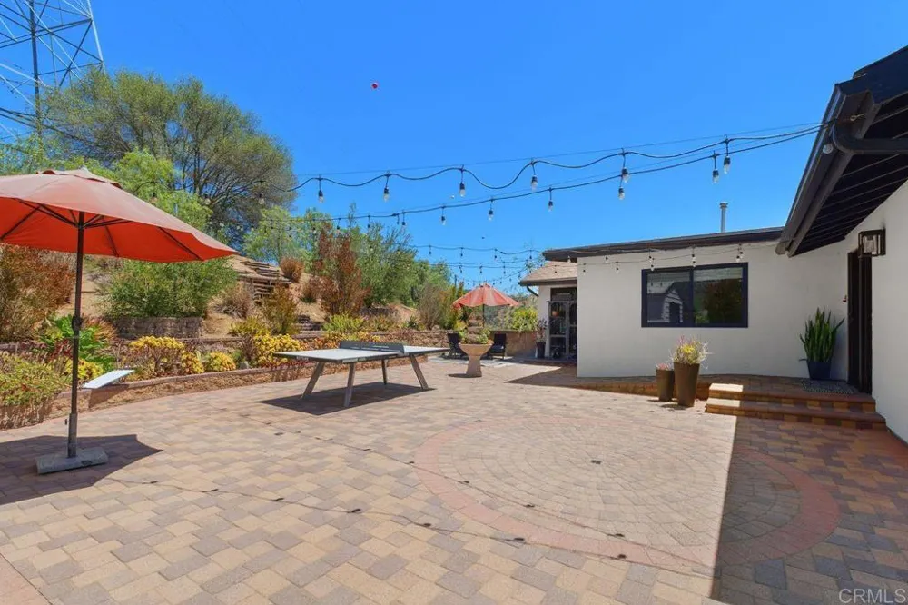 10483 Couser Way Valley Center, CA 92082