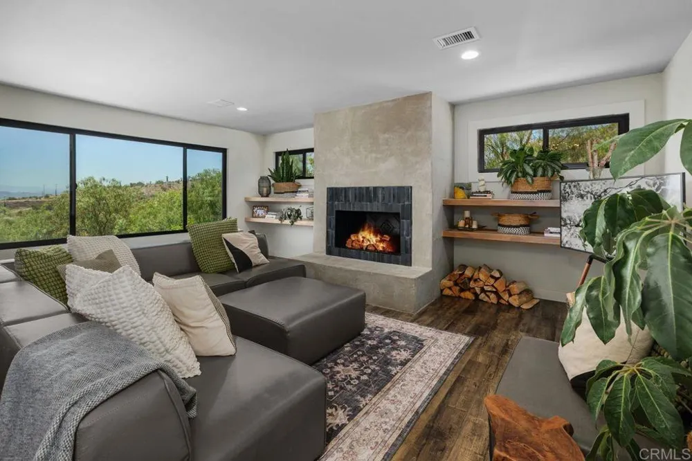 10483 Couser Way Valley Center, CA 92082