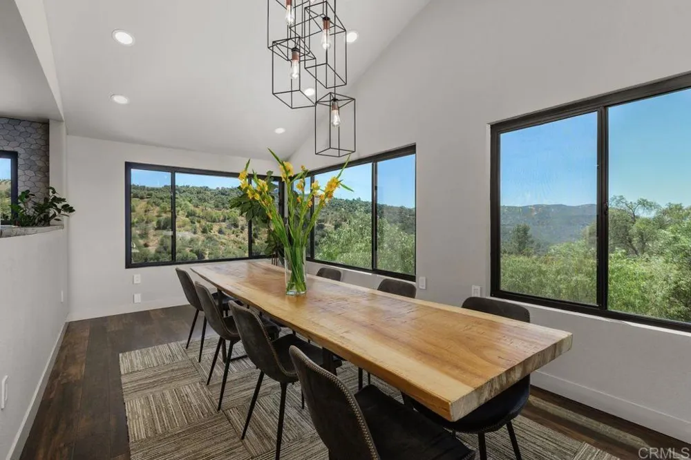 10483 Couser Way Valley Center, CA 92082