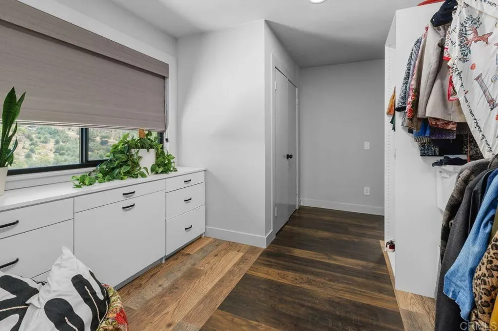 10483 Couser Way Valley Center, CA 92082