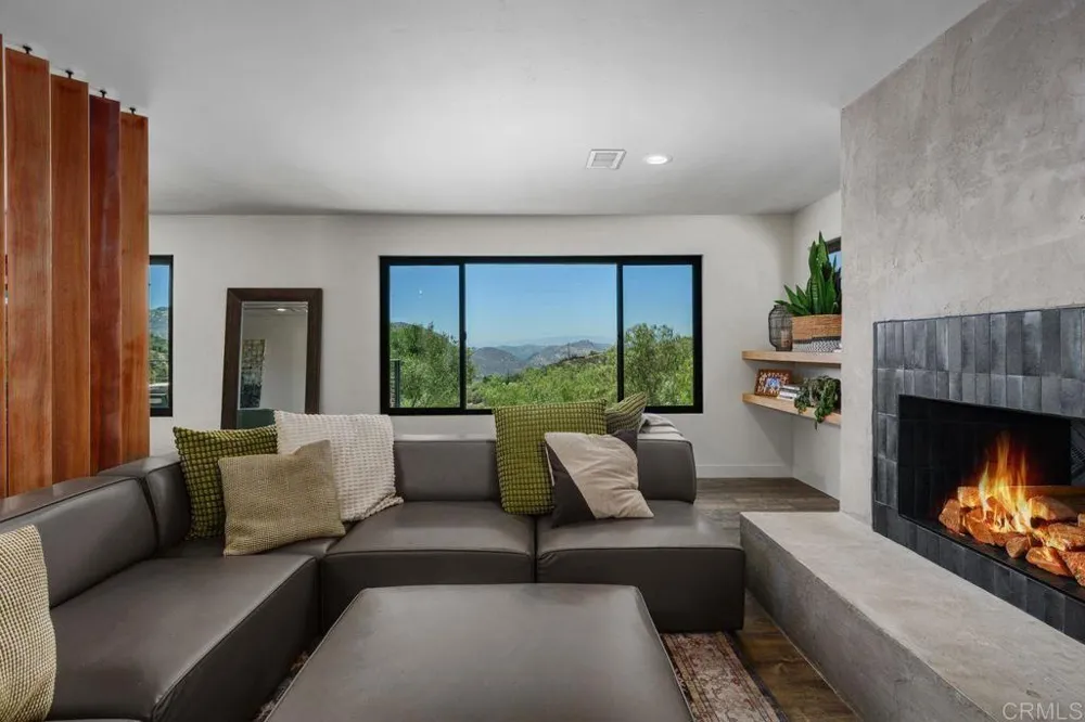 10483 Couser Way Valley Center, CA 92082