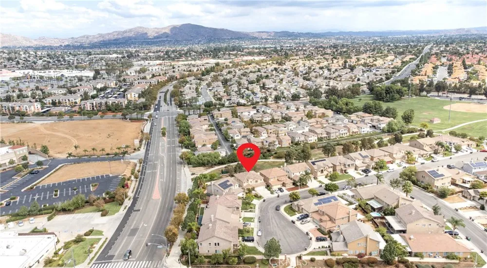 22272 Summer Holly Avenue Moreno Valley, CA 92553