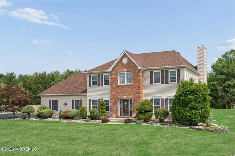 5 Hartnett Way Clarksburg, NJ 08510