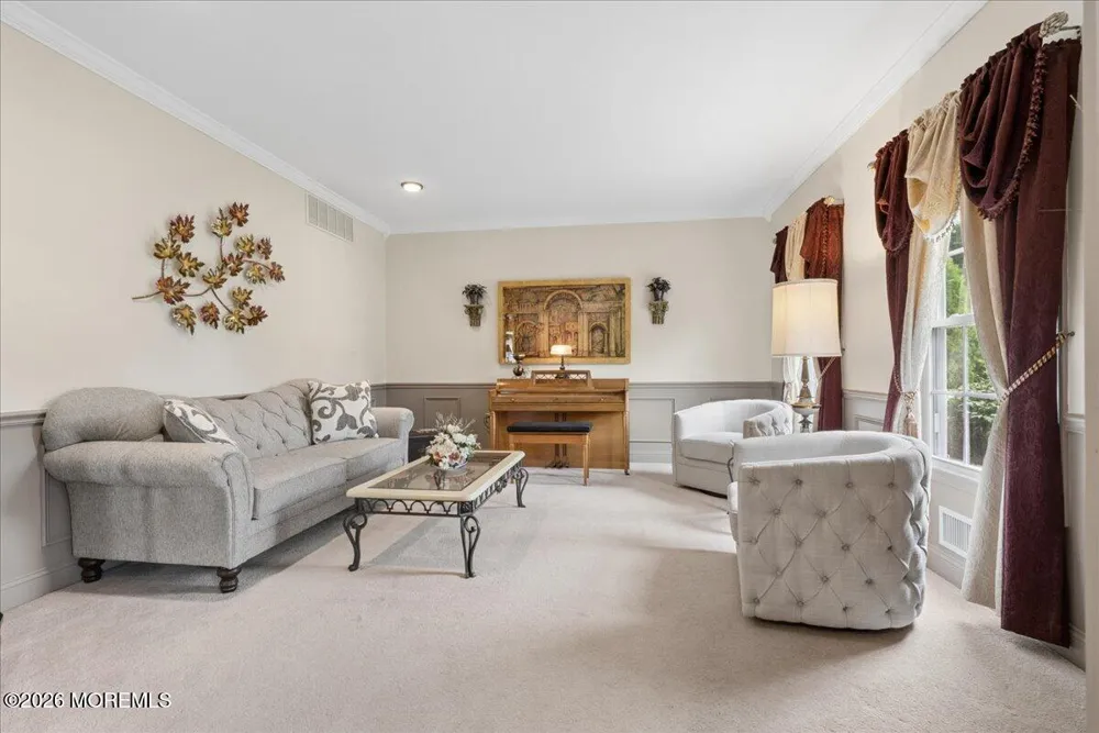 5 Hartnett Way Clarksburg, NJ 08510