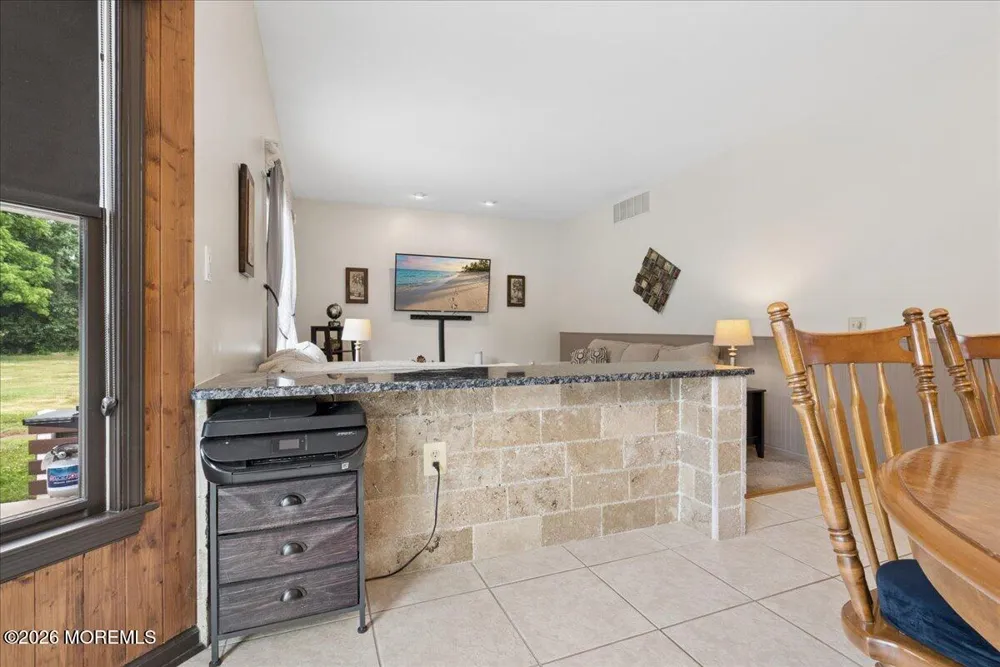 5 Hartnett Way Clarksburg, NJ 08510
