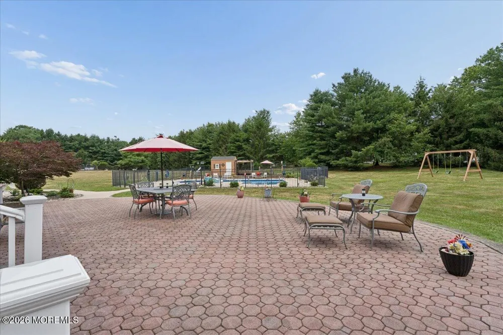 5 Hartnett Way Clarksburg, NJ 08510