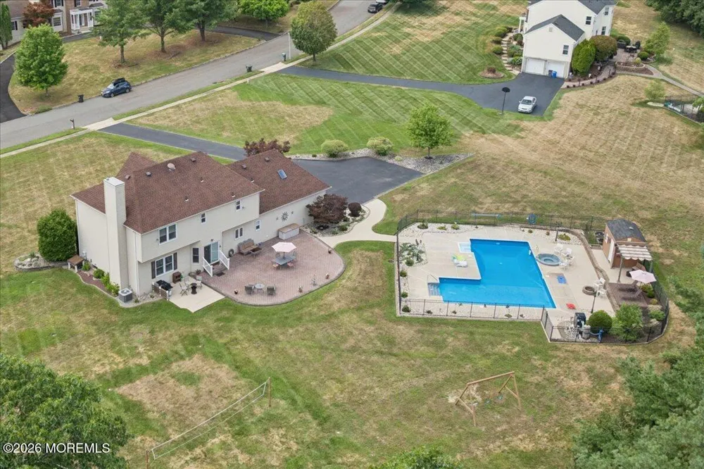 5 Hartnett Way Clarksburg, NJ 08510