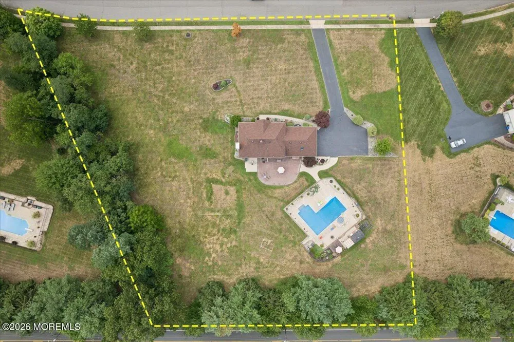 5 Hartnett Way Clarksburg, NJ 08510