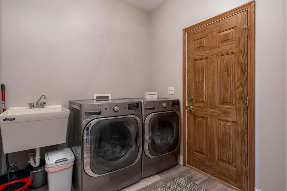 301 7th Street NW New Richland, MN 56072