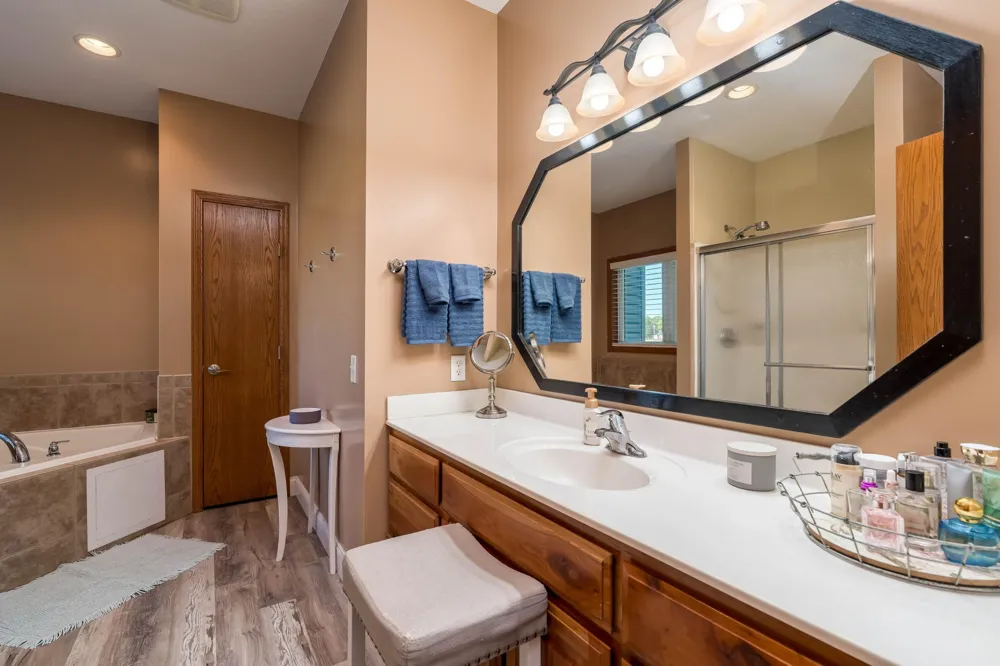 301 7th Street NW New Richland, MN 56072