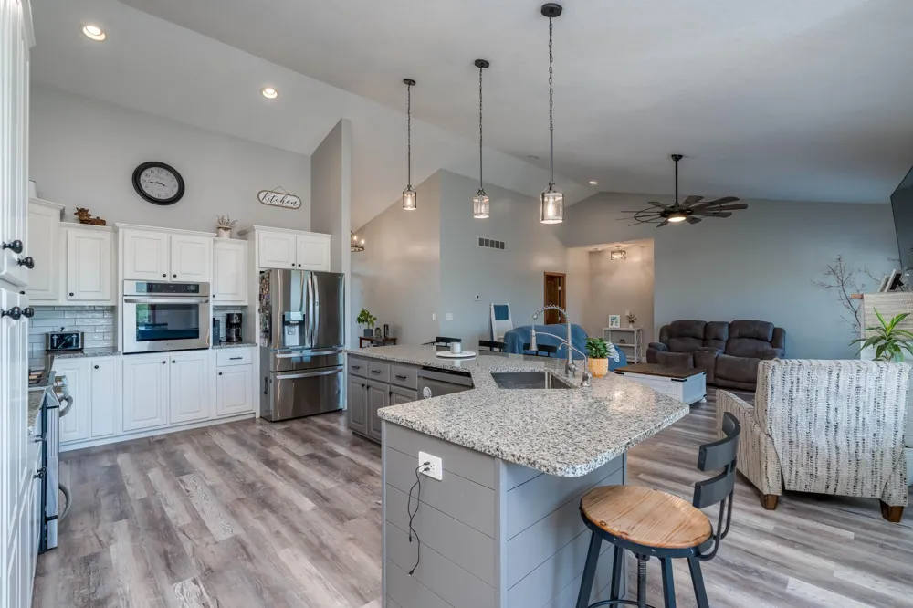 301 7th Street NW New Richland, MN 56072