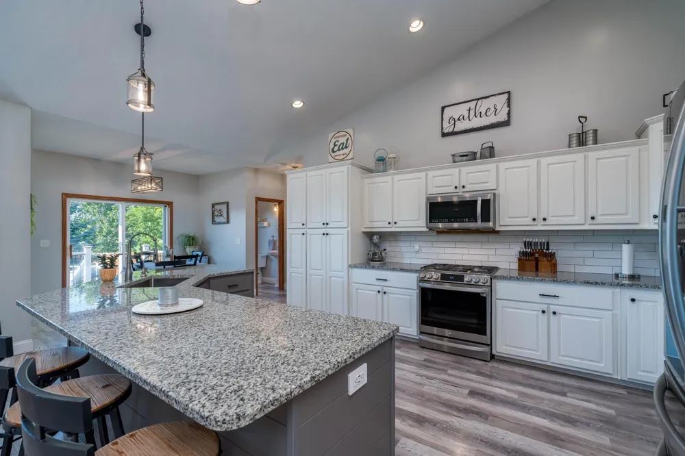 301 7th Street NW New Richland, MN 56072