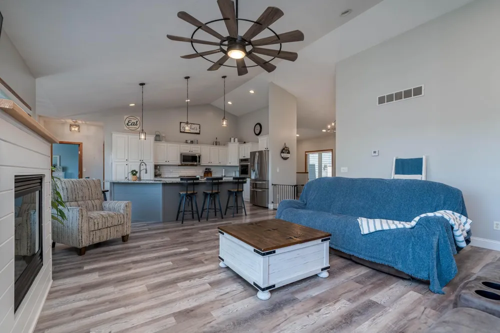 301 7th Street NW New Richland, MN 56072