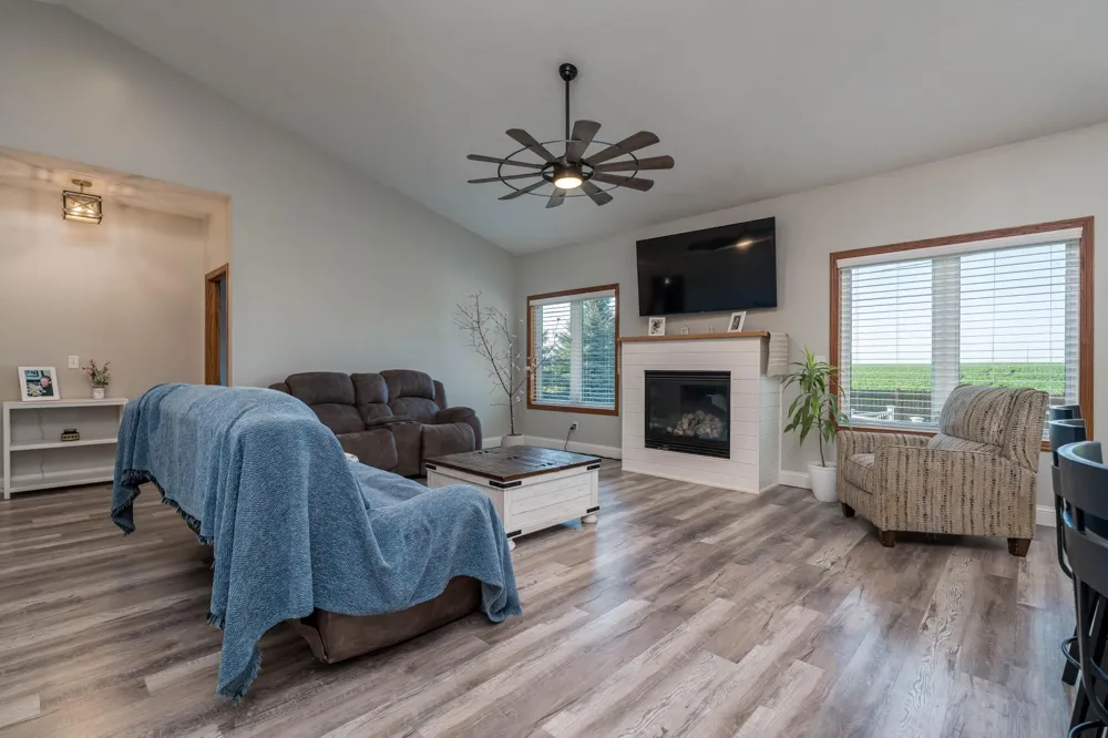 301 7th Street NW New Richland, MN 56072