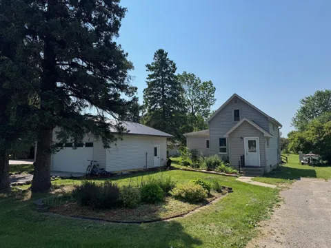 33 Carlson Avenue NW