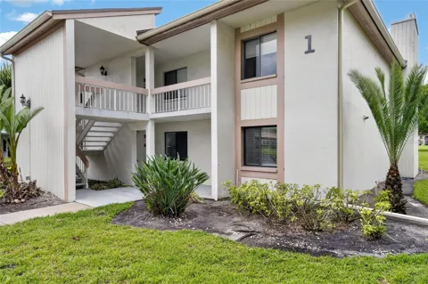 115 LAKEVIEW PLACE #115