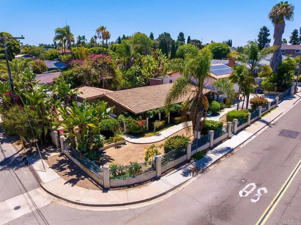 487 Hilltop Dr Chula Vista, CA 91910