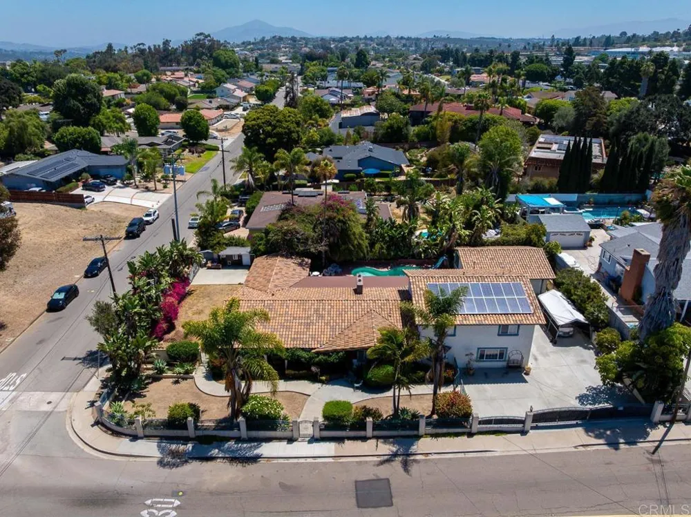 487 Hilltop Dr Chula Vista, CA 91910
