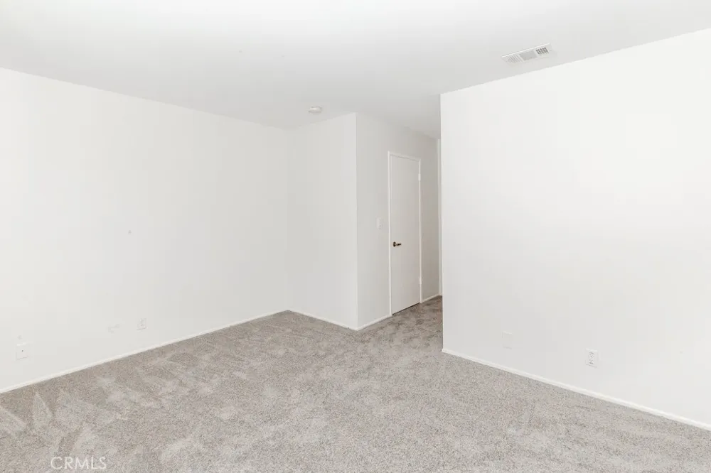 9331 La Cortinilla Avenue Fountain Valley, CA 92708