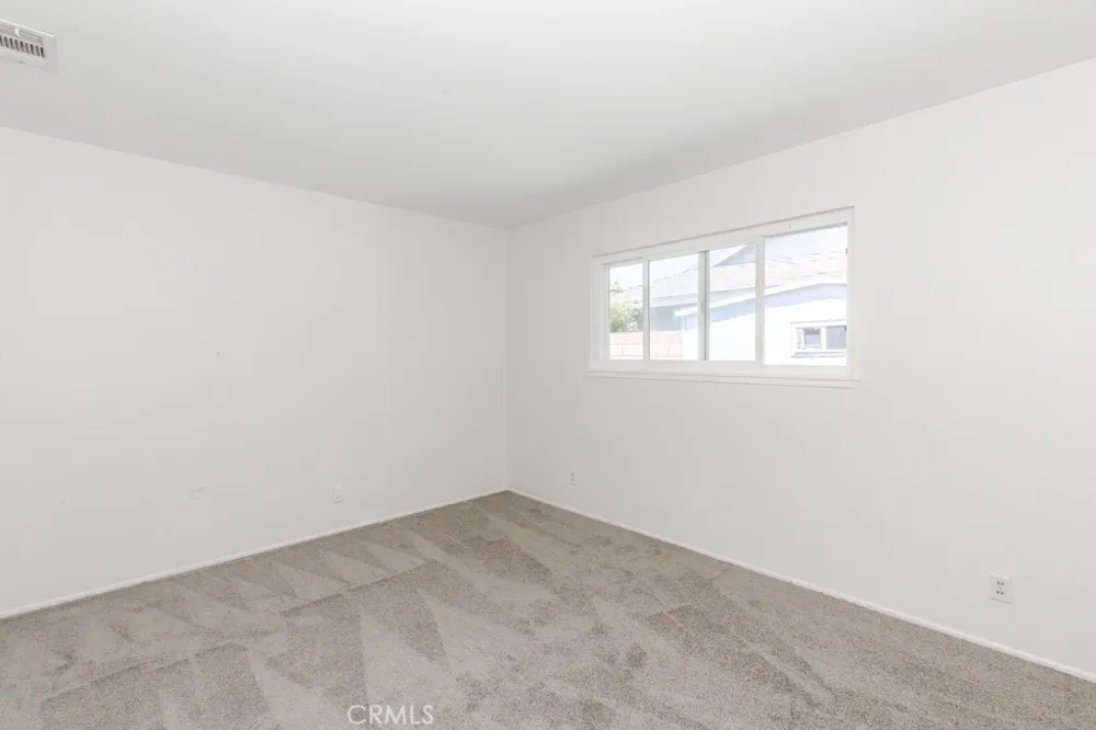 9331 La Cortinilla Avenue Fountain Valley, CA 92708