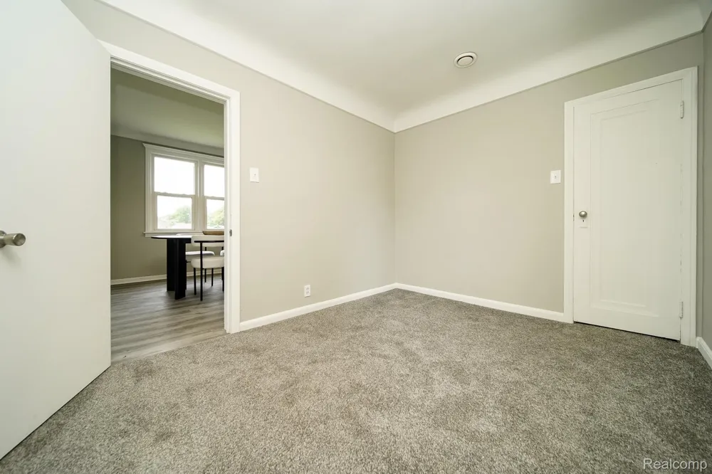 36807 JEFFERSON AVENUE Harrison Charter Township, MI 48045