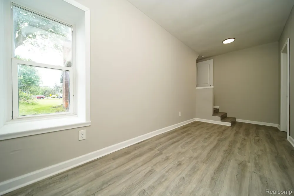 36807 JEFFERSON AVENUE Harrison Charter Township, MI 48045