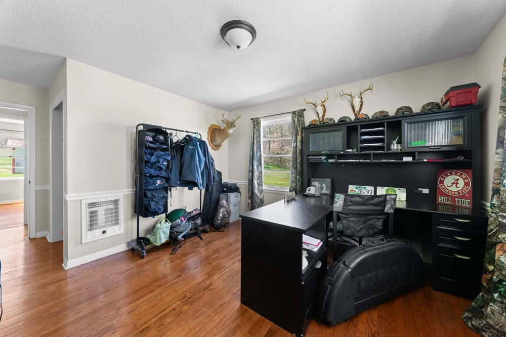 755 Briar Pond Rd Centerville, TN 37033