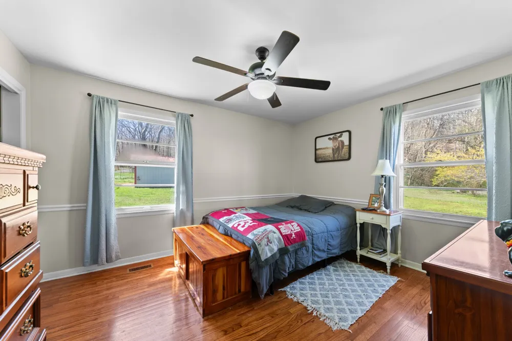 755 Briar Pond Rd Centerville, TN 37033