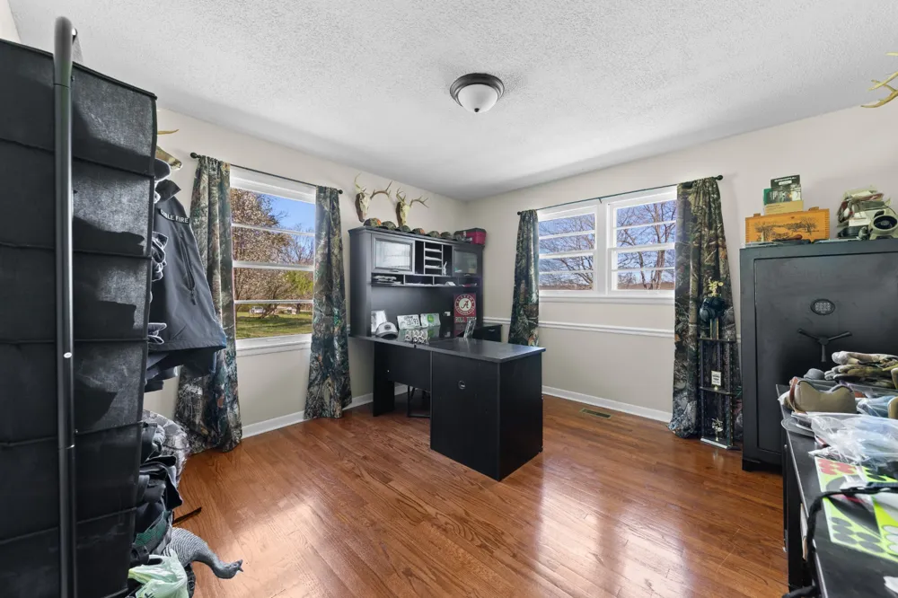 755 Briar Pond Rd Centerville, TN 37033