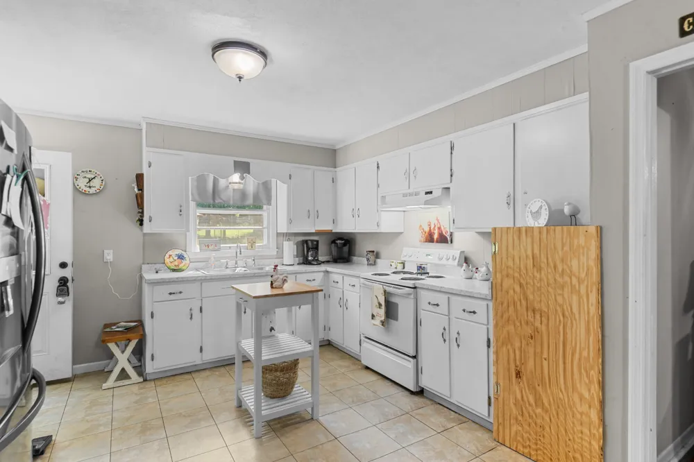 755 Briar Pond Rd Centerville, TN 37033