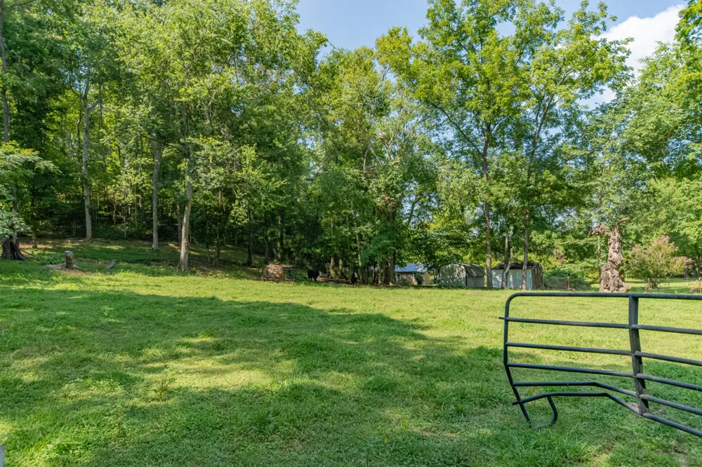 755 Briar Pond Rd Centerville, TN 37033