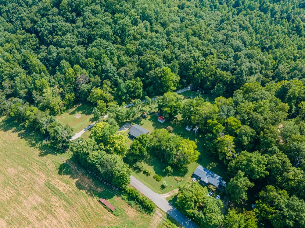 755 Briar Pond Rd Centerville, TN 37033