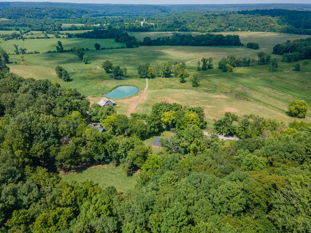 755 Briar Pond Rd Centerville, TN 37033