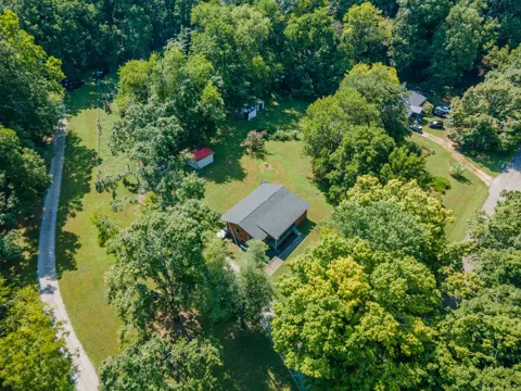 755 Briar Pond Rd