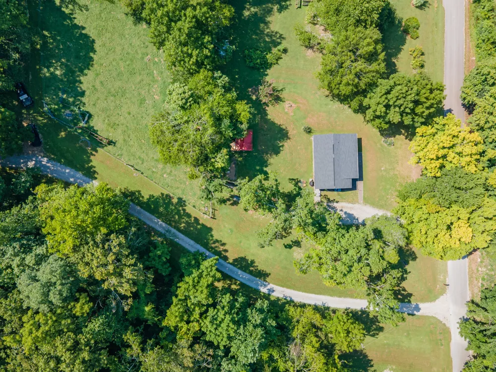 755 Briar Pond Rd Centerville, TN 37033