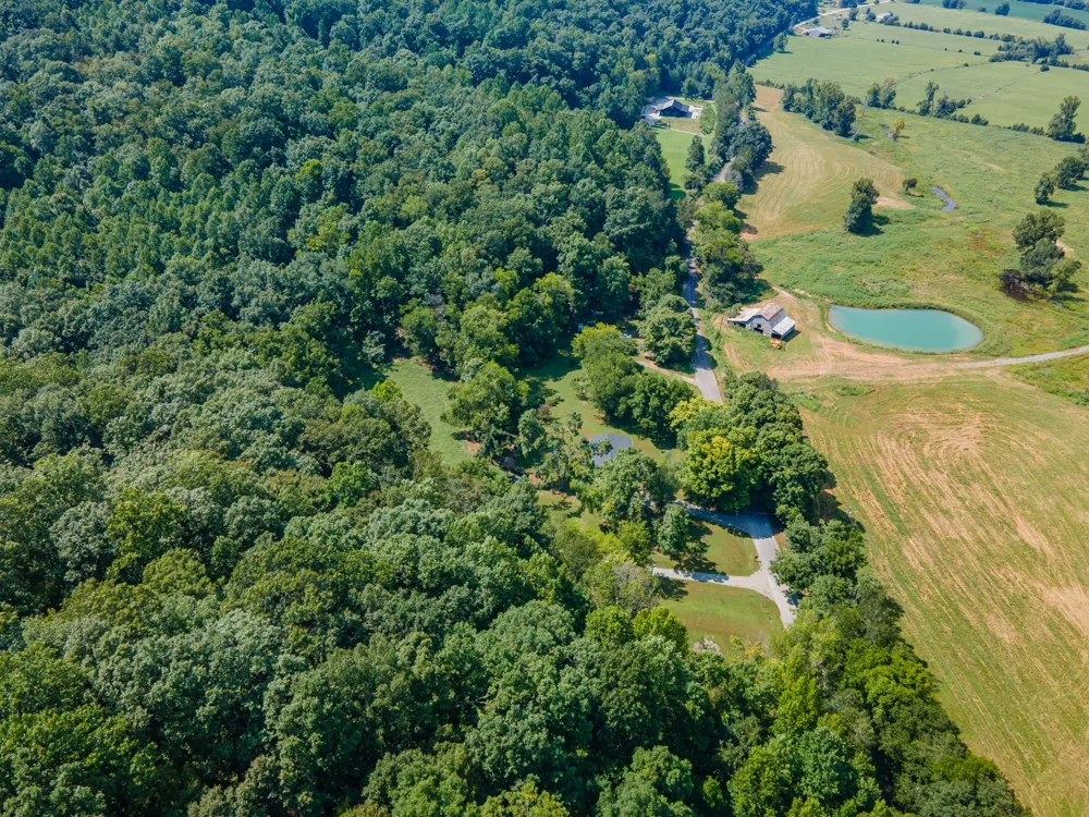 755 Briar Pond Rd Centerville, TN 37033